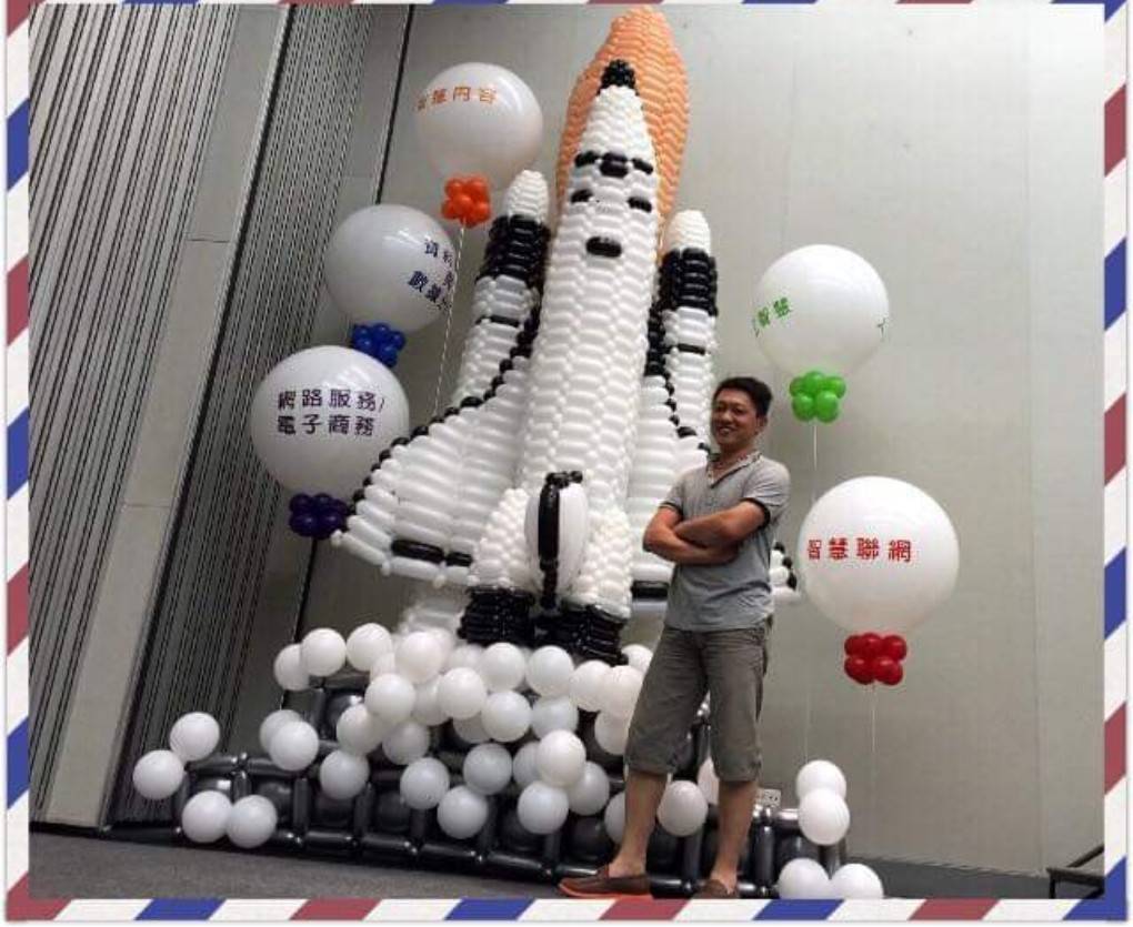 太空梭主題大型氣球造型｜太空主題活動氣球佈置