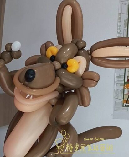 狼角色氣球公仔特寫